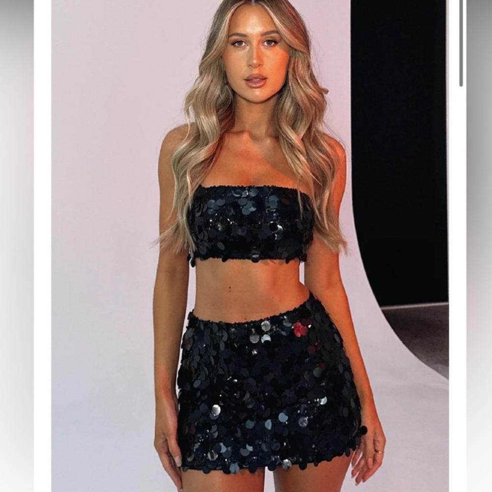 🖤White Fox Boutique Sequin Bandeau & Skirt Set🖤NWOT $95